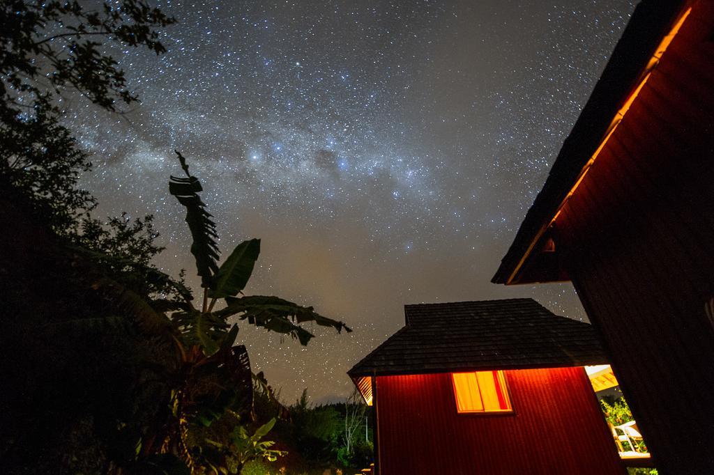 La Perruche Rouge Guest House Tamatoa Екстериор снимка